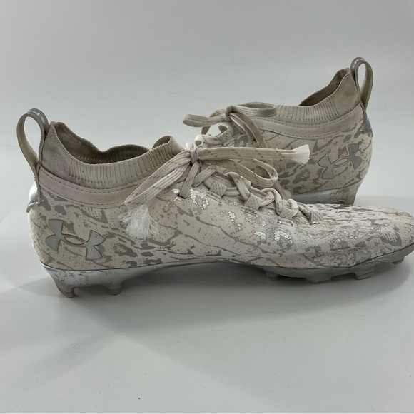 Under Armour Spotlight Lux 2.0 White and Silver Grey Baseball Soft Cleats Shoes - Picture 1 of 8